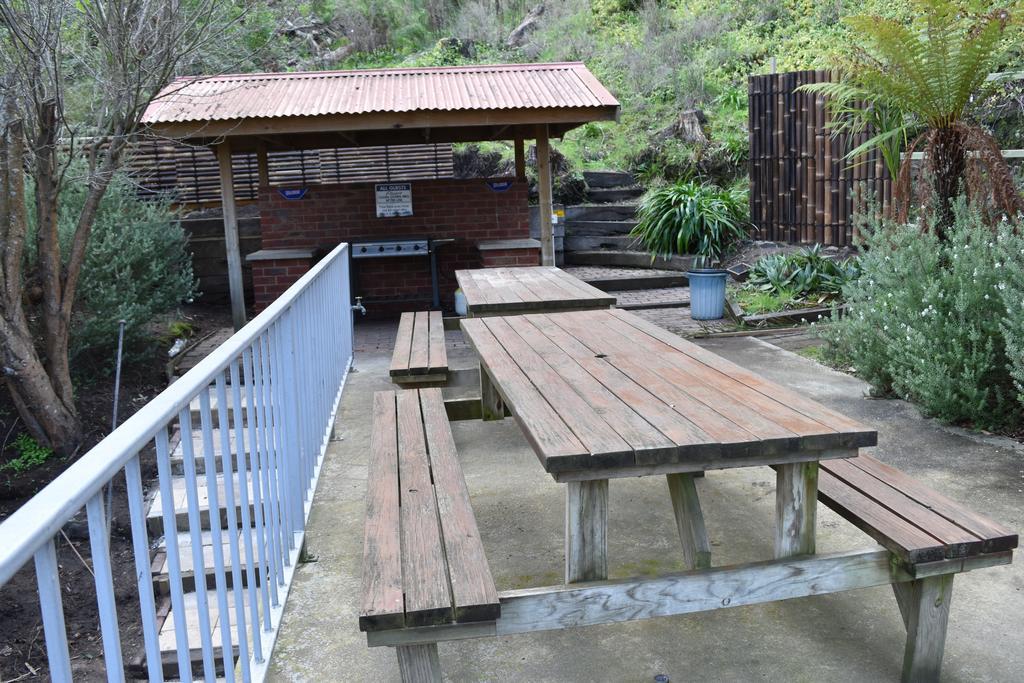 Lorne Coachman Inn Exterior photo